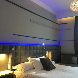 Z-archsuites Pensjonat