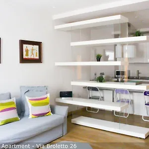 https://brera-apartments-alla-scala.it-lombardy.com